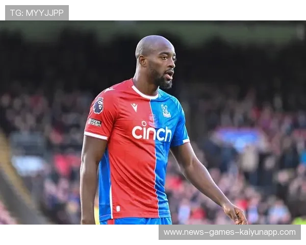 英超利物浦快速短传推进,锋线火力再现